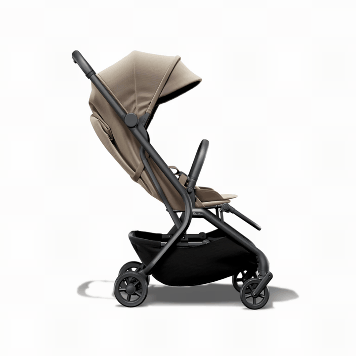 Silver Cross Nia Compact Travel Stroller — product feature in motion 5