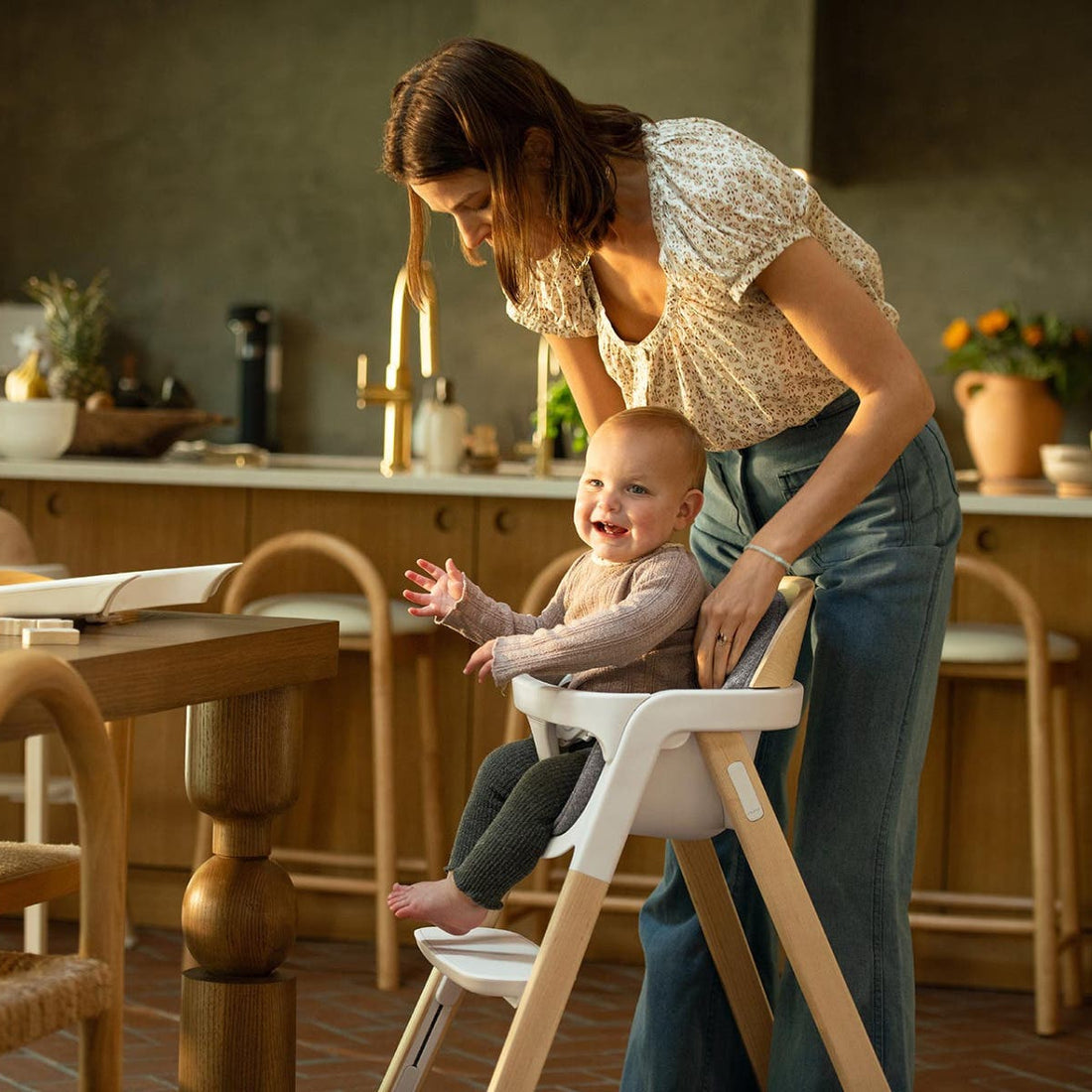 Nuna BRYN High Chair — Removable tray