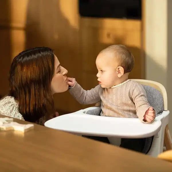Nuna BRYN — Baby seated at the dining table