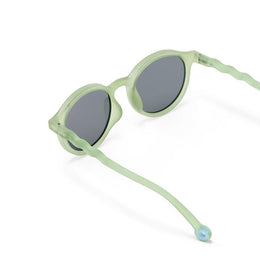 Olivio & Co Oval Sunglasses Classic Olivio Light Leaf Green