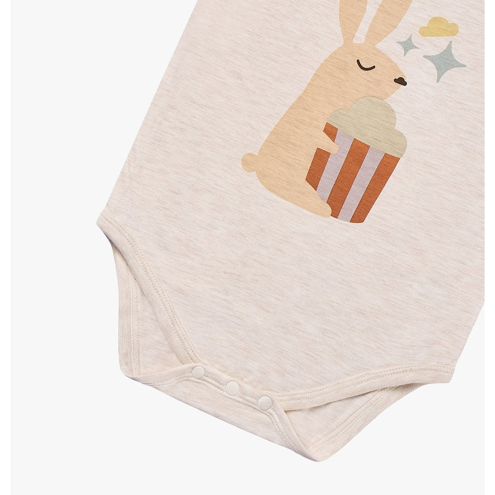 Petite Revery Onesie Nimbus Cloud Magic Bunny - Detail