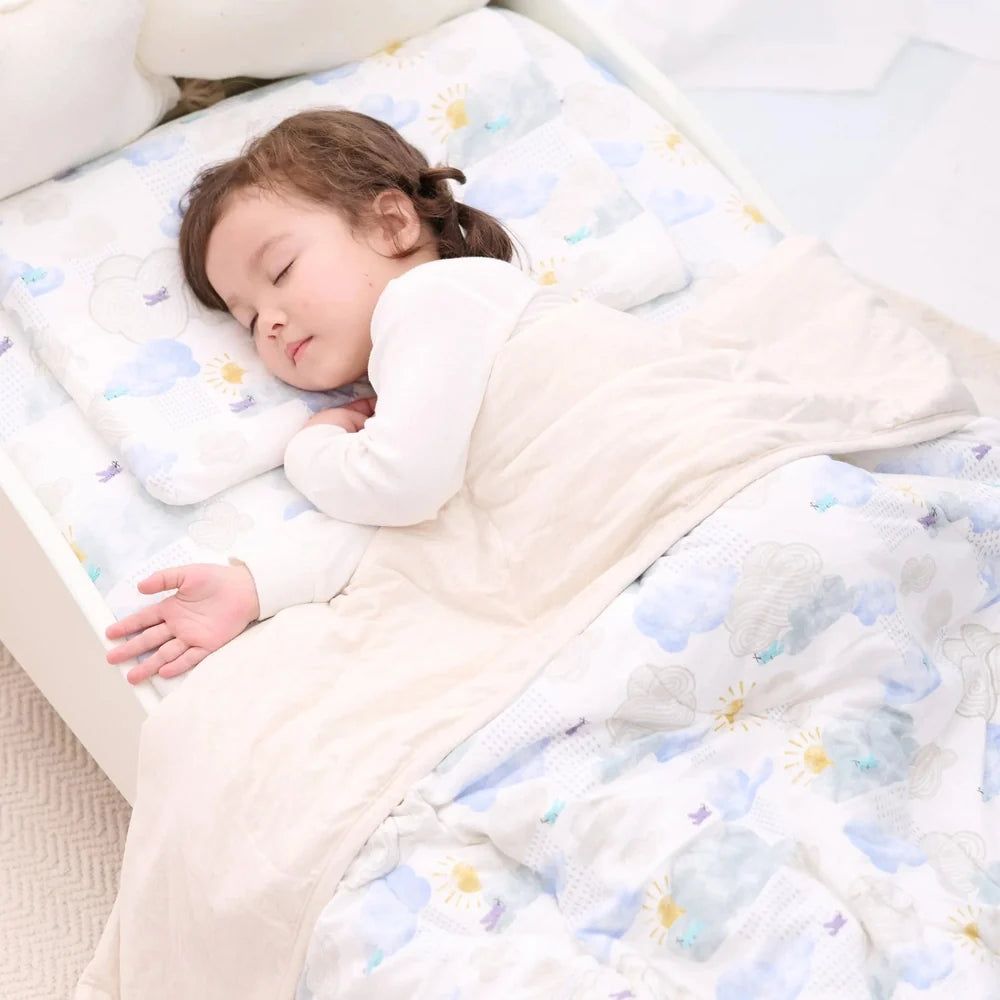 NEST DESIGNS Nest Designs Pillow With Pillowcase Fluffy Puffs cloud-printed pillowcase with matching quilted blanket img 4/6