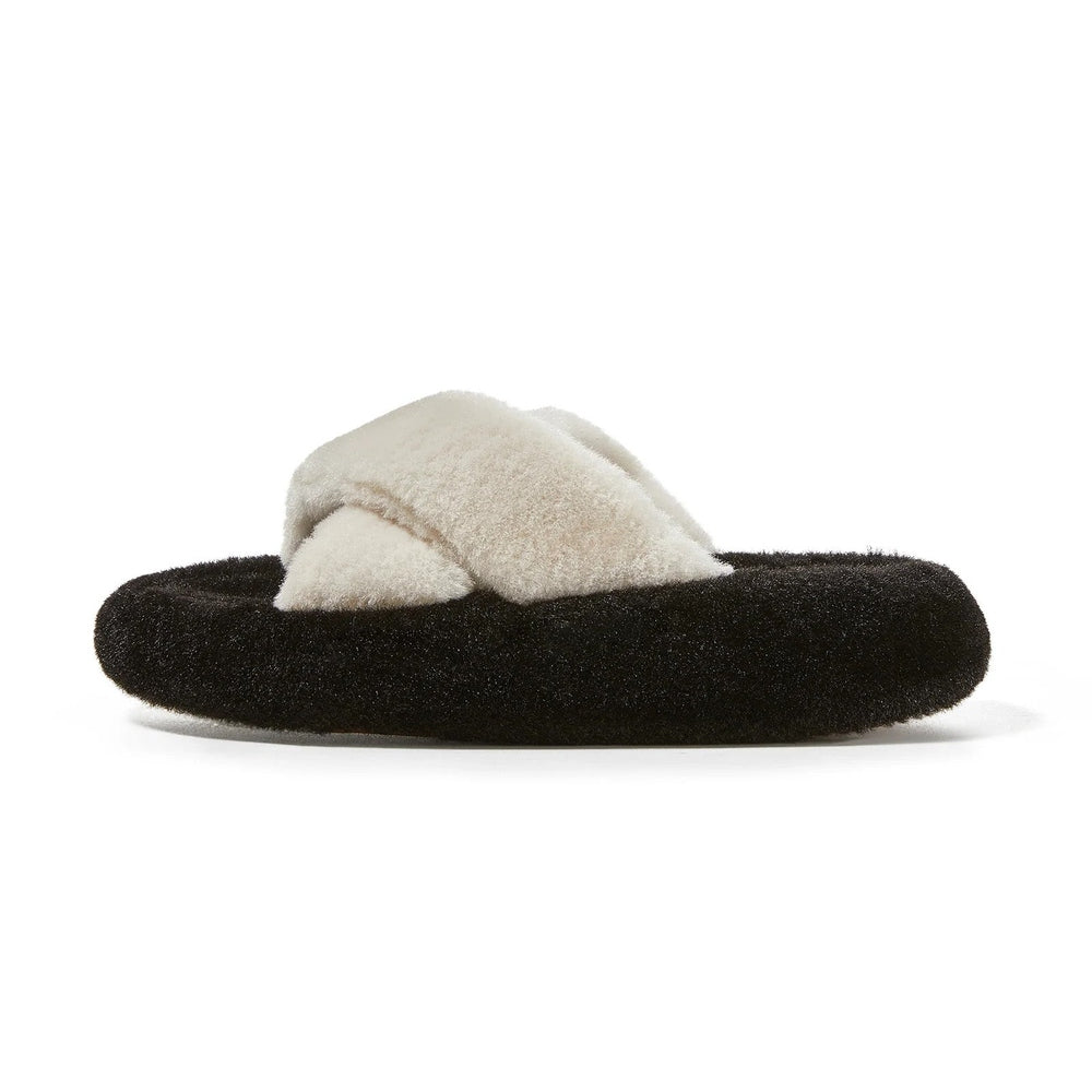 POSEE Cross Strap Plush Fashion Slippers Panada with black sole and cream plush cross-straps resting on a white background