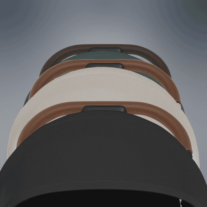 Silver Cross Clic canopy wheels and travel features