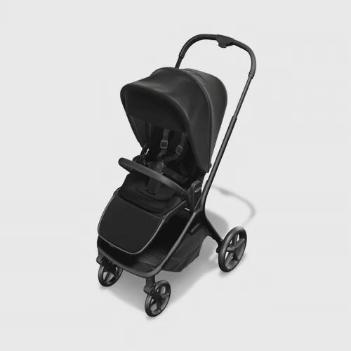 Silver Cross Breez Black reversible seat and compact fold