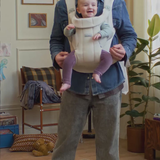 BabyBjörn Baby Carrier Hold