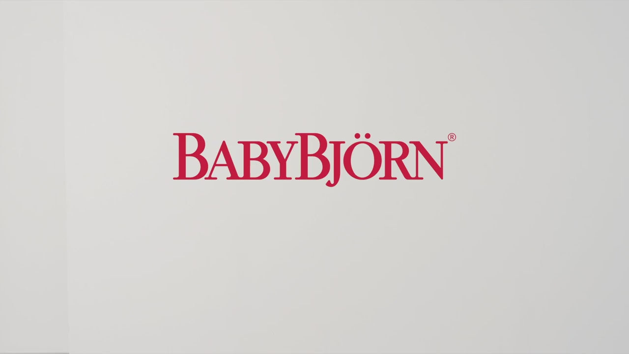 How to use the facing-out position on Baby Carrier Free
