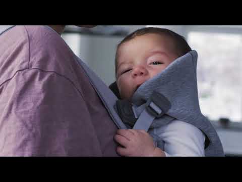 BabyBjörn Bouncer Bliss Black Mesh Bundle with Baby Carrier Mini Landscape Holiday Bundle