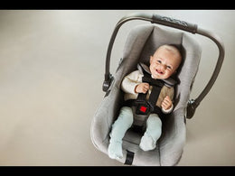 Silver Cross Nia Stroller + Nuna PIPA Infant Car Seat Bundle