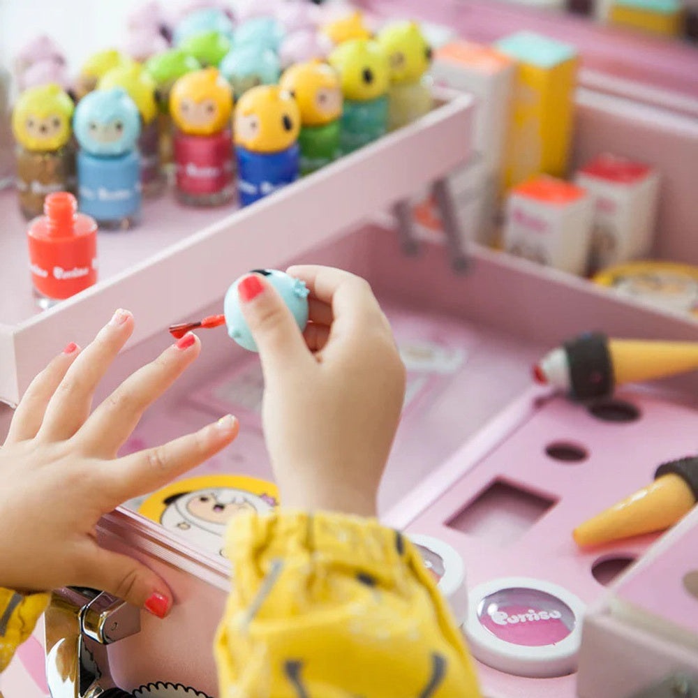 PUTTISU Puttisu Pangpang Nail Art Kit Yellow Star for kids with colorful nail polishes and brushes