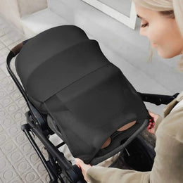 Romer Juni Infant Car Seat with Versa Base