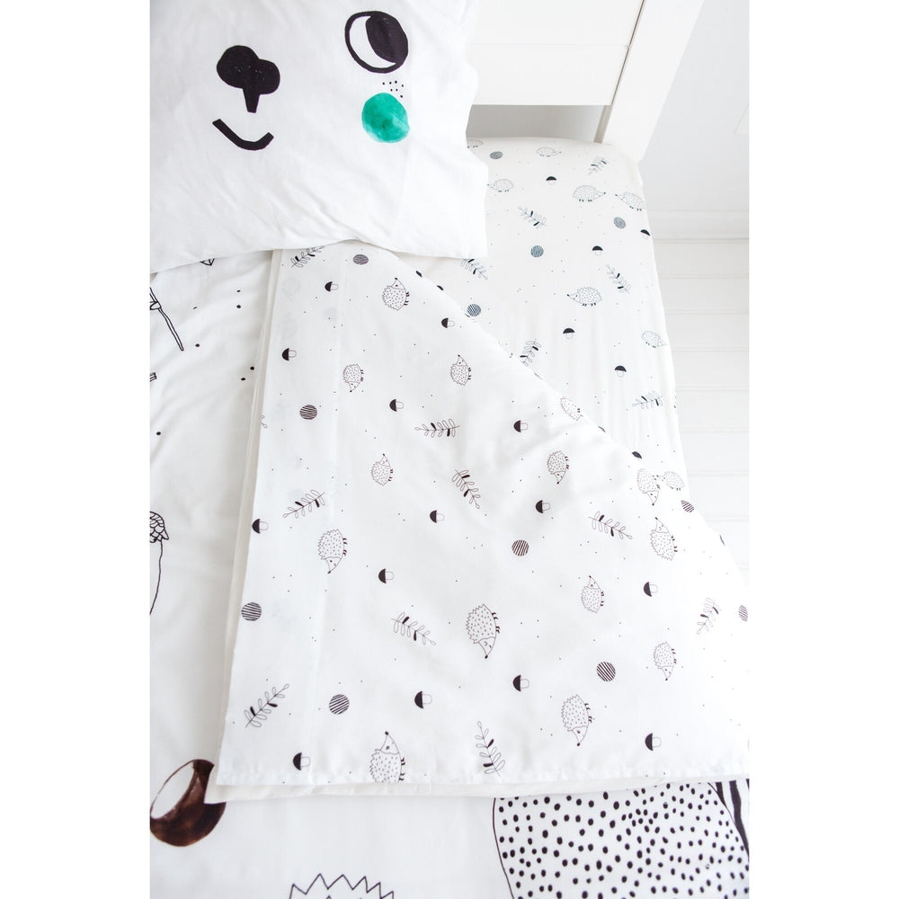 Rookie Humans Woodland Dreams pillowcases 2-pack, white with tiny leaf and dot print