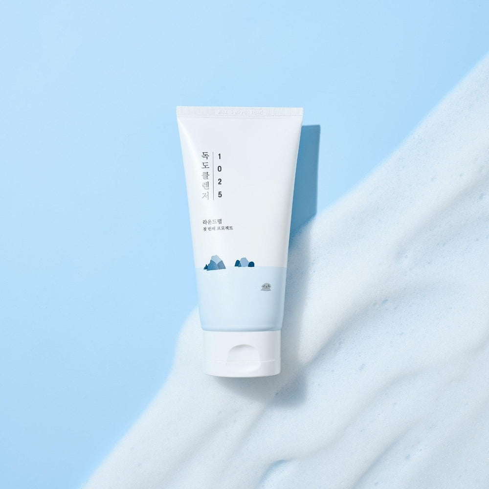 Round Lab 1025 Dokdo Cleanser tube, white and light blue, 150 ml facial cleanser