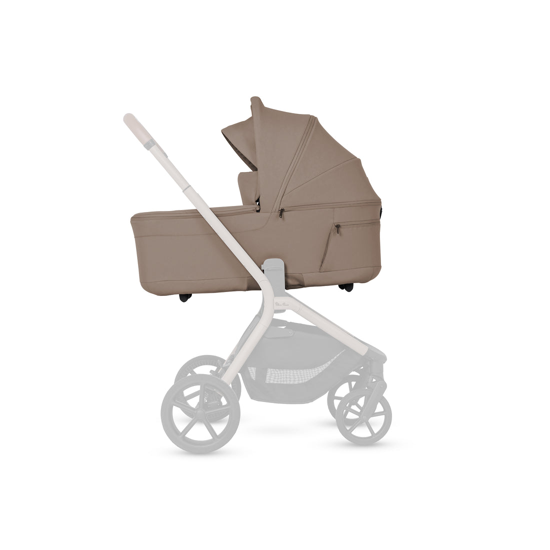 Silver Cross Breez Compact Bassinet in Champagne — mounted on the Breez chassis