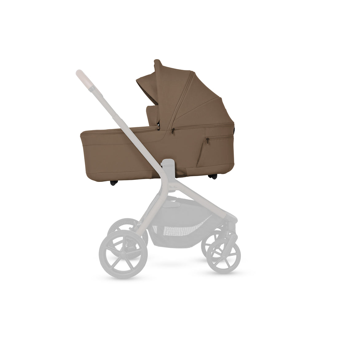 Silver Cross Breez Compact Bassinet in Maple — mounted on the Breez chassis