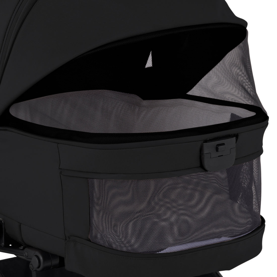 Silver Cross Nia Pod in Black — panoramic ventilation panel