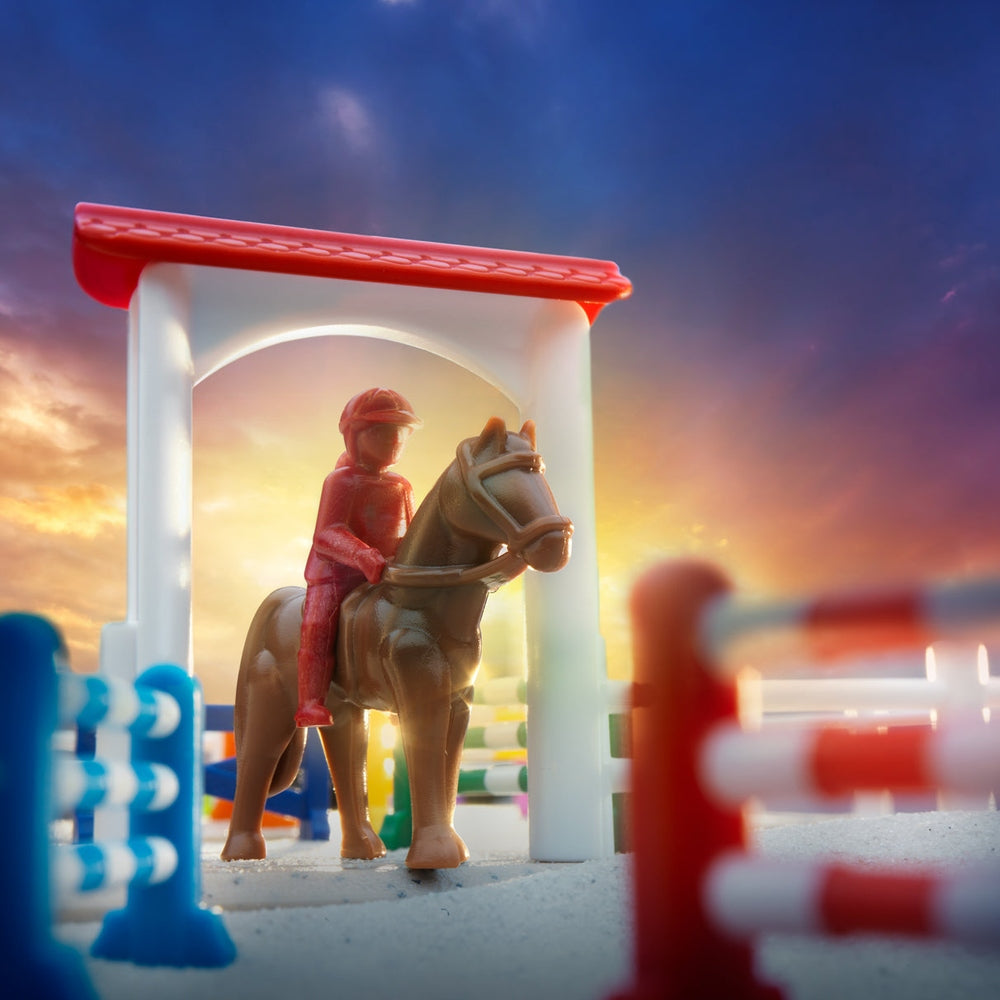 SMART GAMES Smart Games Horse Academy 3D puzzle with archway, mounted rider figure & obstacles img 4/8