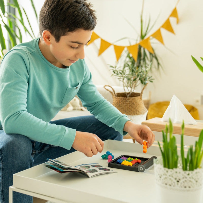 Smart Games IQ Perplex puzzle game with colorful cube tiles on a tray, SMART GAMES