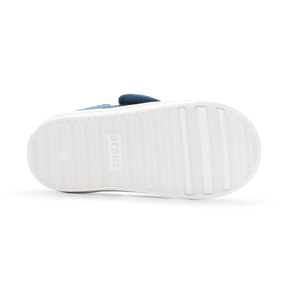 Stonz Cruiser Original toddler shoes in denim blue with white sole