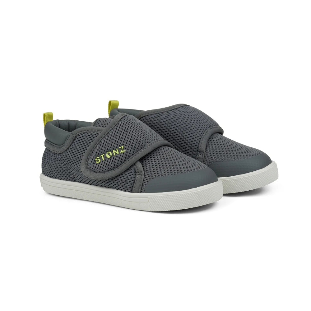 Stonz Cruiser Original toddler shoes, steel gray mesh with lantern green accents