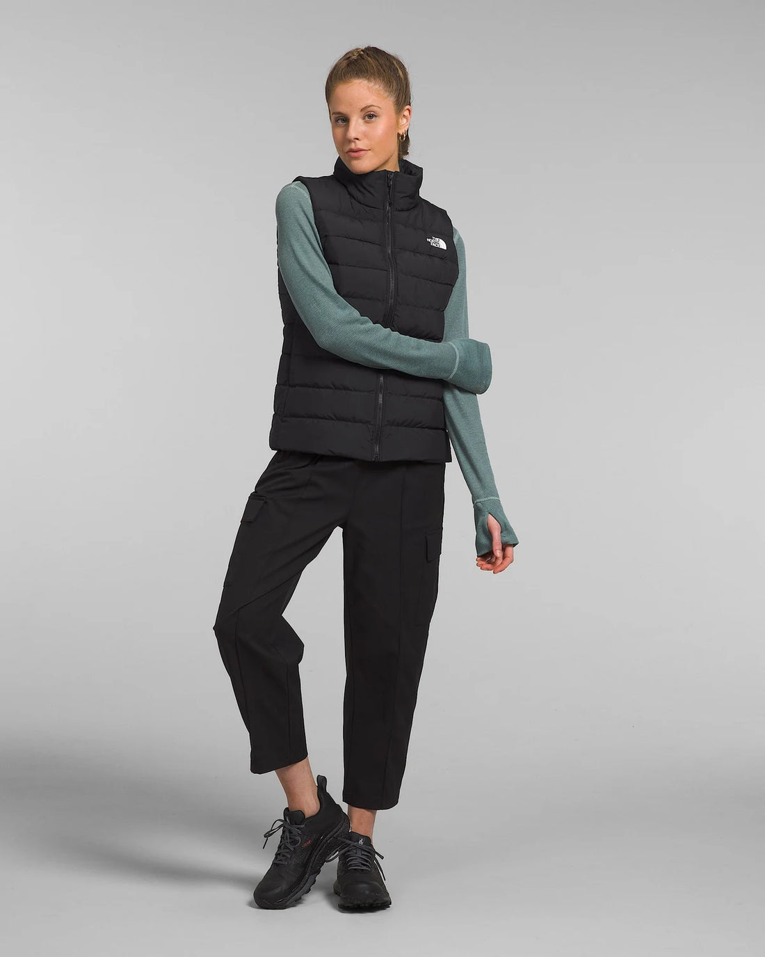 Women’s Aconcagua 3 Vest in TNF Black-NPF - Hero2