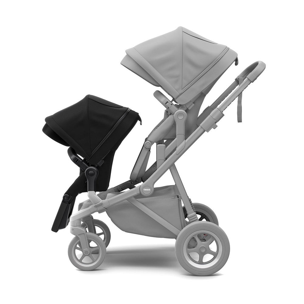 Thule Sleek Sib Seat for stroller in black, attached to gray chassis