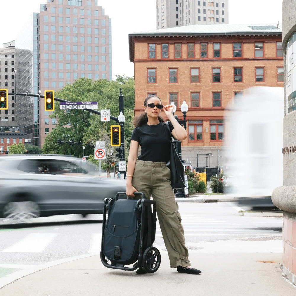UPPAbaby Kona in James folded for carrying