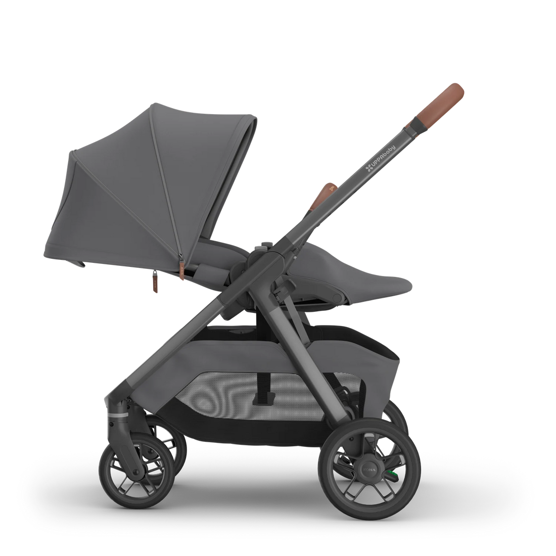 UPPAbaby Kona Rowan — Side newborn seat configuration with canopy extended