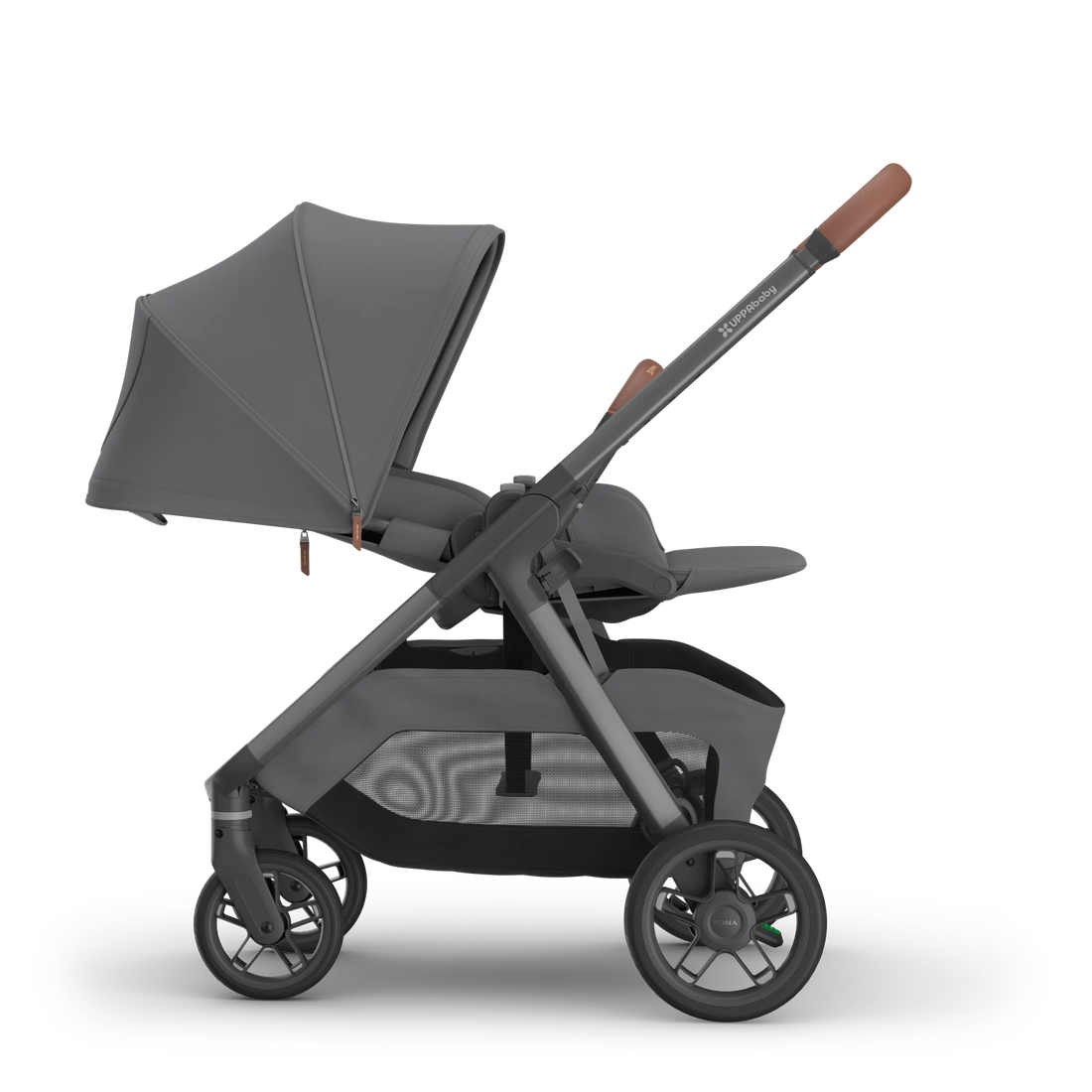 UPPAbaby Kona Rowan — Side parent-facing seat reclined with canopy extended
